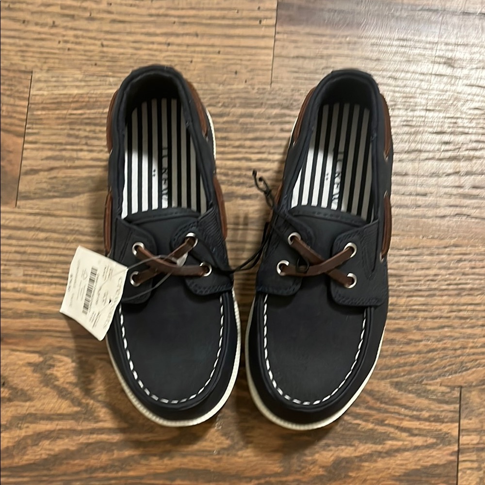 J.Crew boys navy boat shoes size 10 NWT